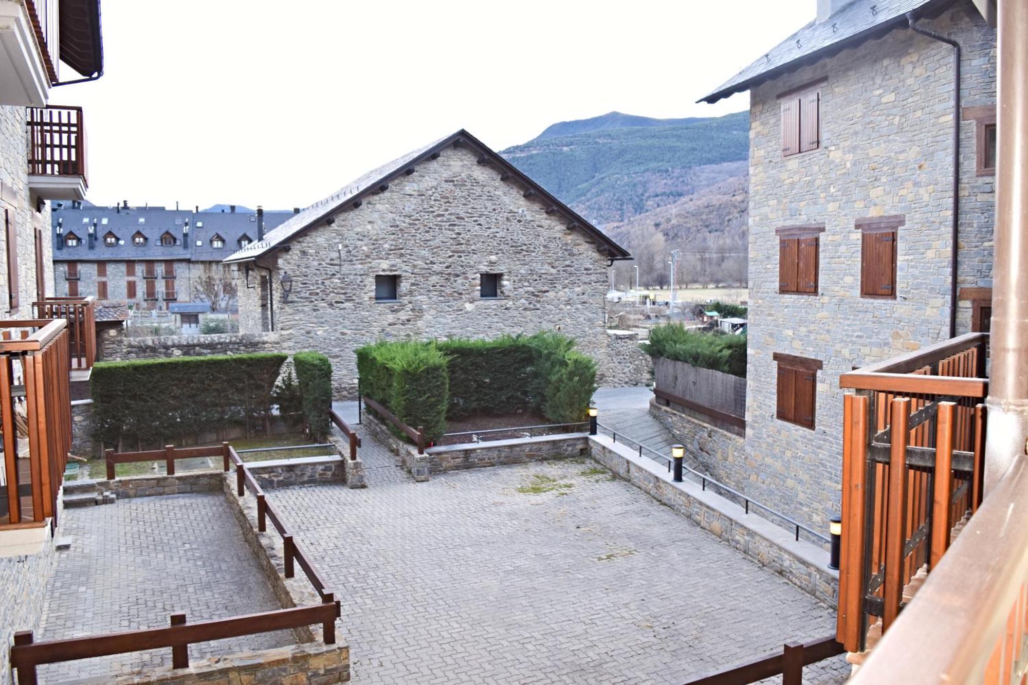 Apartamento Apartamento Casovall Esterri d'Àneu Exterior foto